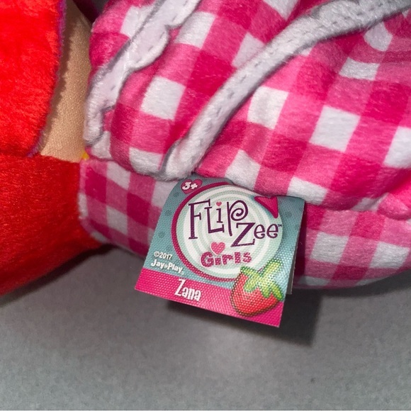 Flip Zee Girls Two-in-One Reversible Zana Very Berry Strawberry‎ Plush toy doll* - Picture 13 of 16